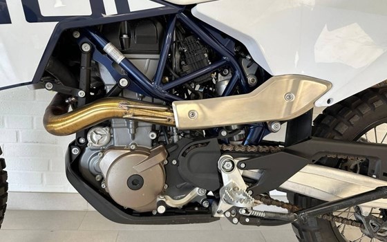 Gebrauchtmotorrad Husqvarna 701 Enduro - Bild 8