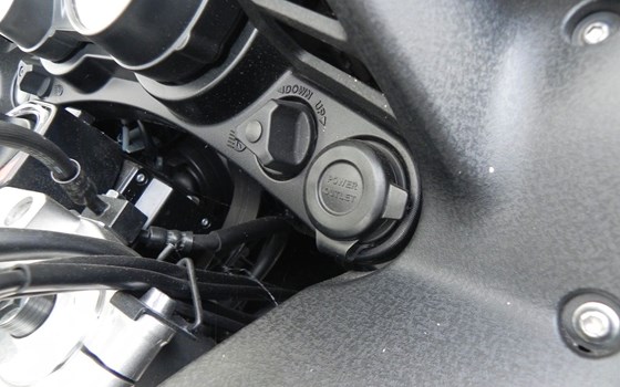 Gebrauchtmotorrad Kawasaki GTR 1400 - Bild 28