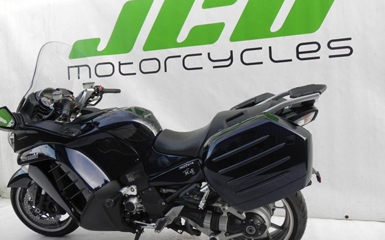 Gebrauchtmotorrad Kawasaki GTR 1400 - Bild 3