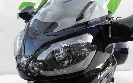 Gebrauchtmotorrad Kawasaki GTR 1400 - Bild 9