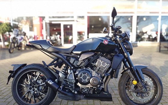 Gebrauchtmotorrad Honda CB1000R Black Edition - Bild 2