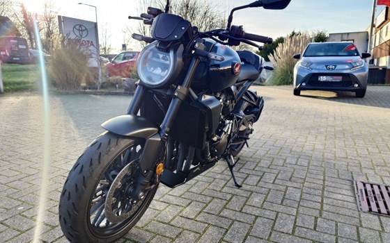 Gebrauchtmotorrad Honda CB1000R Black Edition - Bild 6