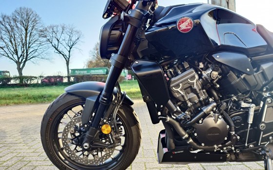 Gebrauchtmotorrad Honda CB1000R Black Edition - Bild 8