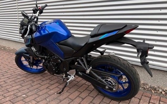 Gebrauchtmotorrad Yamaha MT-03 - Bild 4