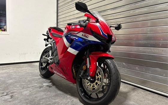 Gebrauchtmotorrad Honda CBR600RR - Bild 2