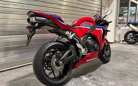 Gebrauchtmotorrad Honda CBR600RR - Bild 3