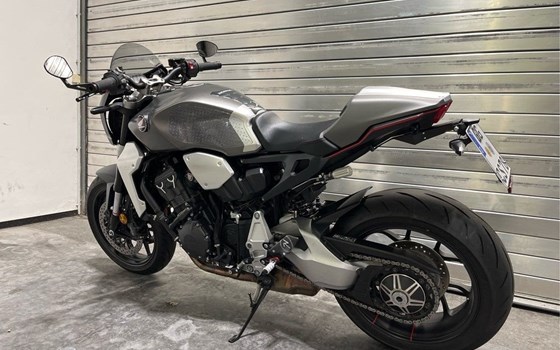 Gebrauchtmotorrad Honda CB 1000 R - Bild 3