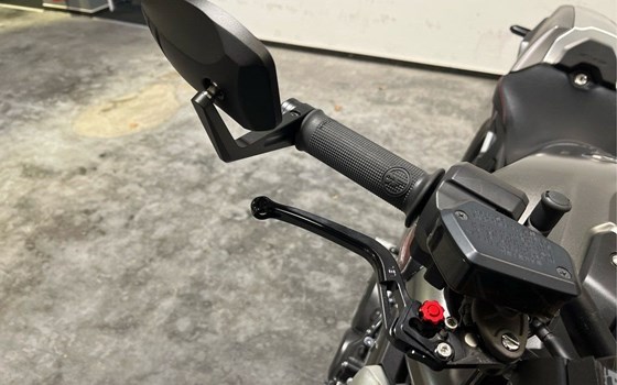 Gebrauchtmotorrad Honda CB 1000 R - Bild 9