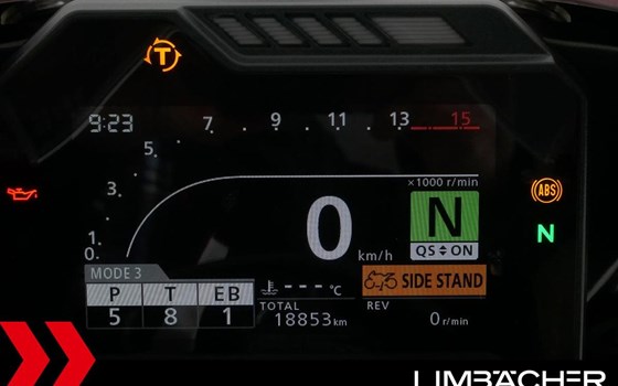 Gebrauchtmotorrad Honda CBR1000RR Fireblade - Bild 12