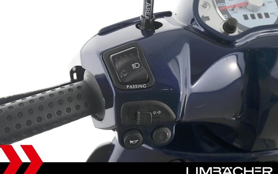 Gebrauchtmotorrad Piaggio Beverly 500 - Bild 20