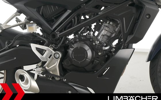 Gebrauchtmotorrad Honda CB125R - Bild 21