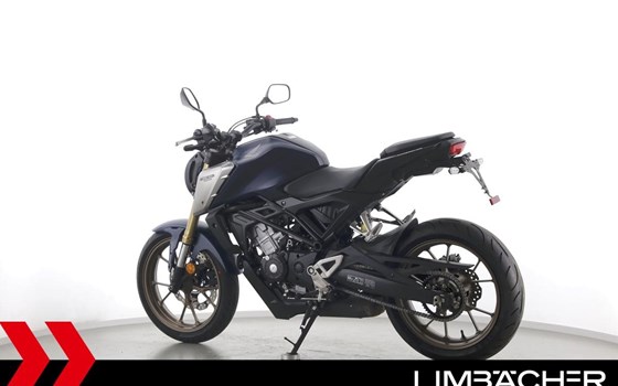 Gebrauchtmotorrad Honda CB125R - Bild 6