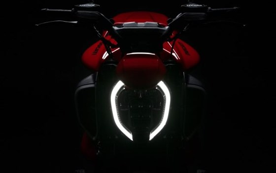 Neufahrzeug Ducati Diavel V4 - Bild 8