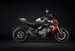 Neumotorrad Ducati Diavel V4