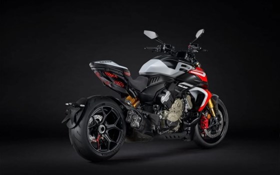 Neufahrzeug Ducati Diavel V4 - Bild 3