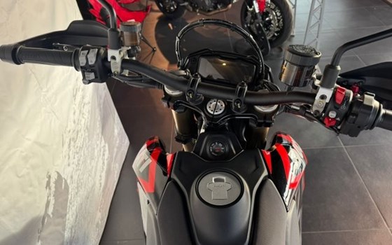 Gebrauchtmotorrad Ducati Hypermotard 698 Mono RVE - Bild 11