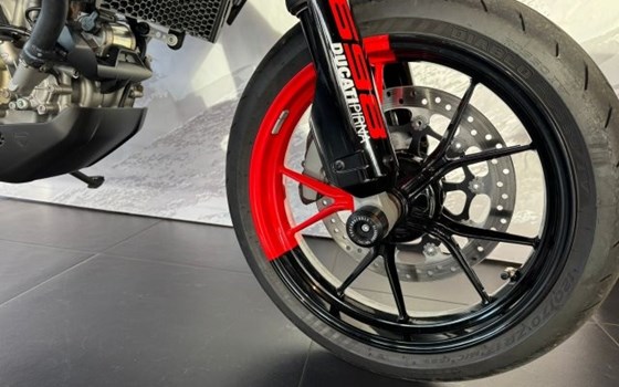 Gebrauchtmotorrad Ducati Hypermotard 698 Mono RVE - Bild 5