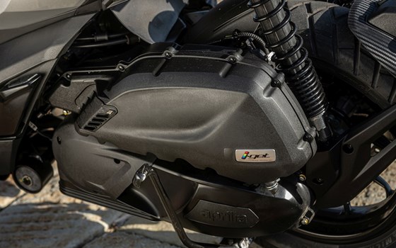 Gebrauchtmotorrad Aprilia SR GT 125 - Bild 21