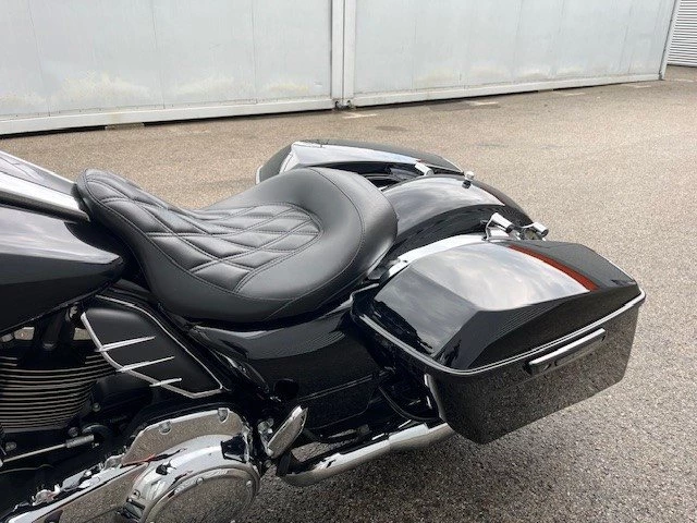 Harley-Davidson Touring Street Glide Special FLHXS (Vivid Black/Chrome Finish) - Bild 11