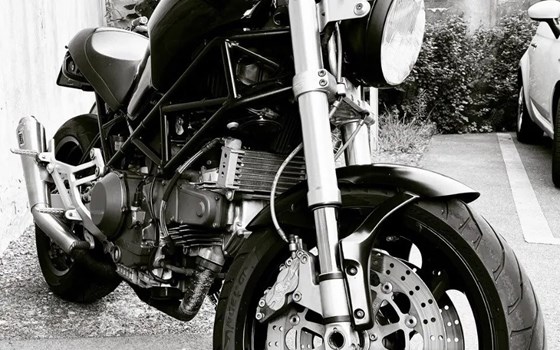 Motorrad Occasion Ducati Monster 900 - Bild 3