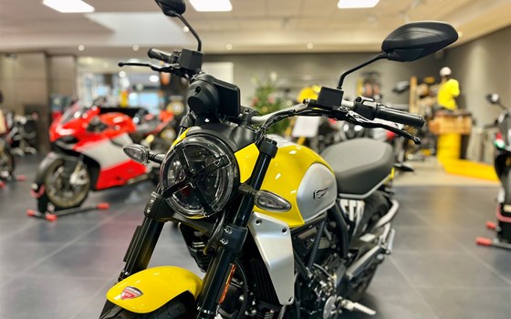 Gebrauchtmotorrad Ducati Scrambler Icon - Bild 7