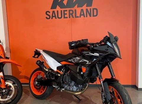 Gebrauchtmotorrad KTM 890 SMT - Bild 1