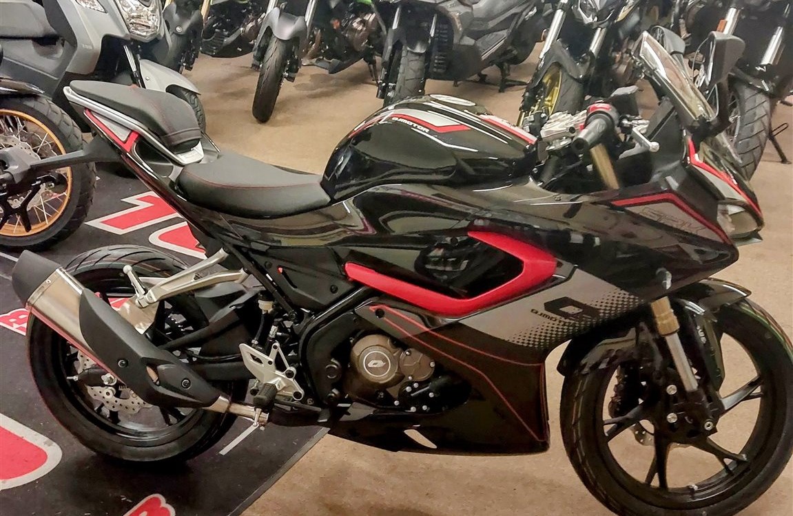 Angebot QJ Motor SRK 125 R