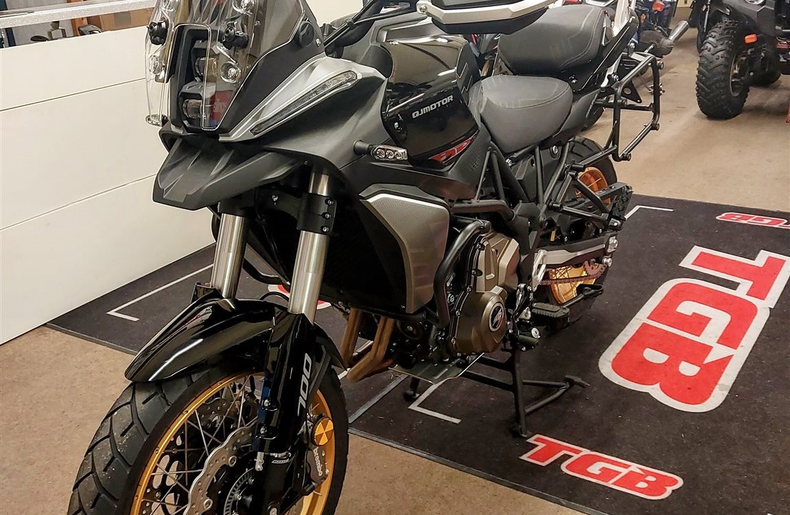 Angebot QJ Motor SRT 700 SX