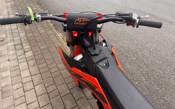 Gebrauchtmotorrad KTM 125 SX - Bild 7