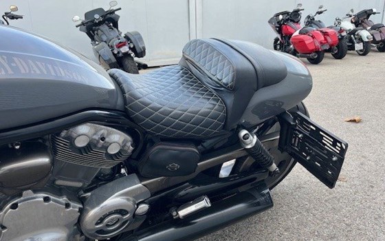 Gebrauchtmotorrad Harley-Davidson V-Rod Muscle VRSCF - Bild 12