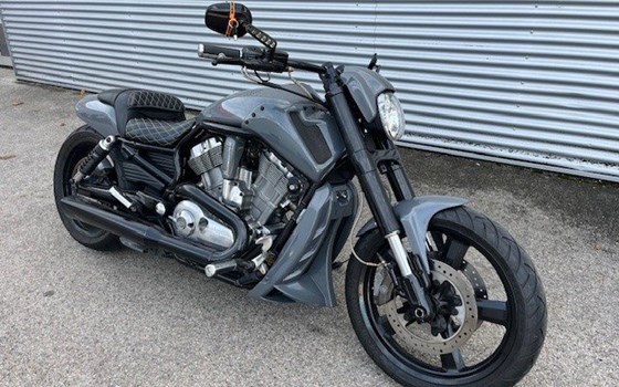 Gebrauchtmotorrad Harley-Davidson V-Rod Muscle VRSCF - Bild 3