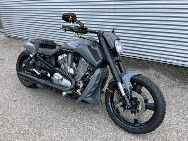Harley-Davidson V-Rod Muscle VRSCF (Gunship Gray Sonderlackierung) - Bild 3