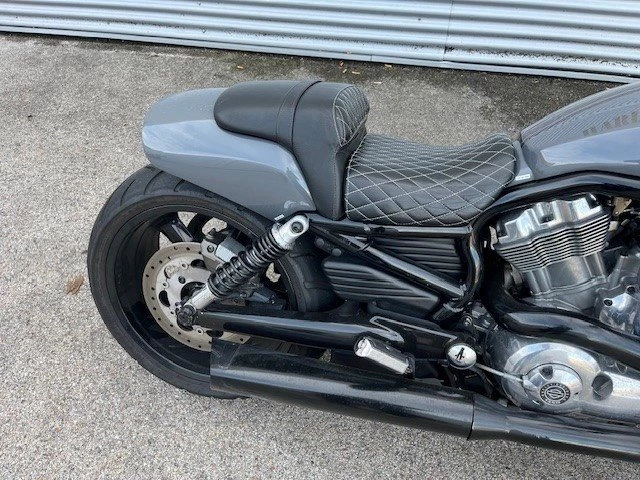 Harley-Davidson V-Rod Muscle VRSCF (Gunship Gray Sonderlackierung) - Bild 6