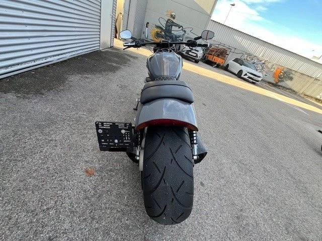 Harley-Davidson V-Rod Muscle VRSCF (Gunship Gray Sonderlackierung) - Bild 9