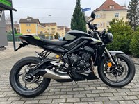 Gebrauchtmotorrad Triumph Street Triple 765 RS - Naked Racer