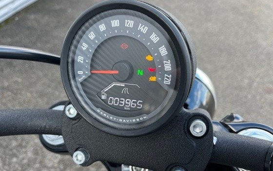 Gebrauchtmotorrad Harley-Davidson Softail Street Bob FXBB - Bild 11