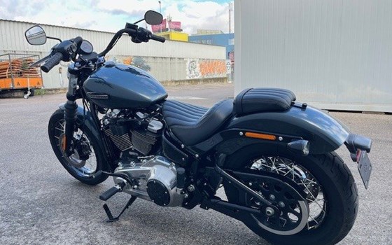 Gebrauchtmotorrad Harley-Davidson Softail Street Bob FXBB - Bild 8