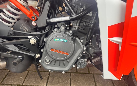 Gebrauchtmotorrad KTM RC 125 - Bild 8