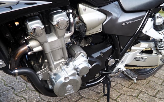 Gebrauchtmotorrad Honda CB 1300 S - Bild 11