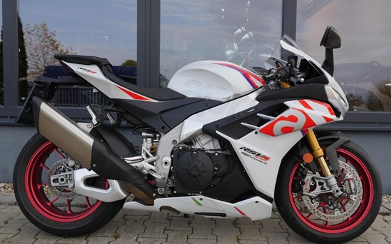 Gebrauchtmotorrad Aprilia RSV4 1100 Factory - Bild 1