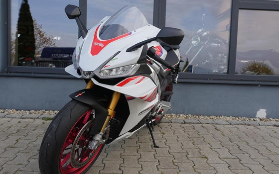 Gebrauchtmotorrad Aprilia RSV4 1100 Factory - Bild 9