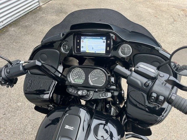 Harley-Davidson Touring Road Glide ST (Vivid Black) - Bild 15