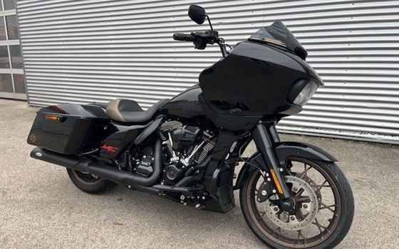 Gebrauchtmotorrad Harley-Davidson Touring Road Glide ST - Bild 4