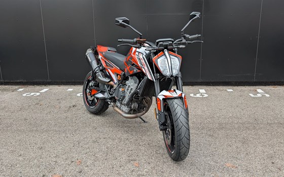 Gebrauchtmotorrad KTM 790 Duke L - Bild 1