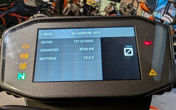 Gebrauchtmotorrad KTM 790 Duke L - Bild 8