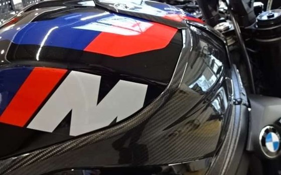 Gebrauchtmotorrad BMW M 1000 RR - Bild 11