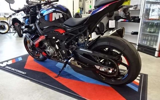 Gebrauchtmotorrad BMW M 1000 RR - Bild 3