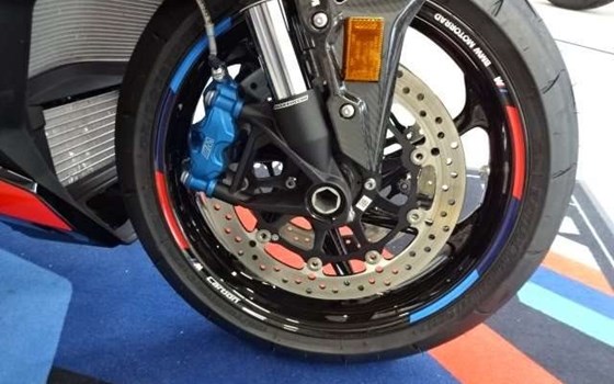 Gebrauchtmotorrad BMW M 1000 R - Bild 8