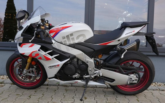 Gebrauchtmotorrad Aprilia RSV4 1100 Factory - Bild 2