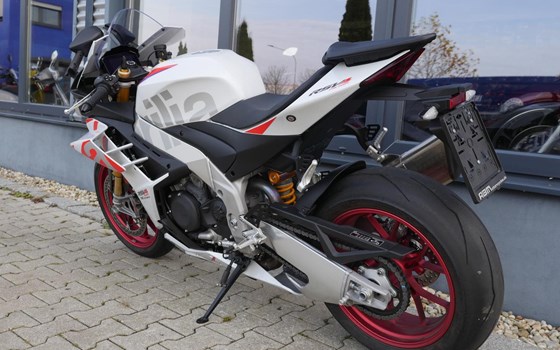 Gebrauchtmotorrad Aprilia RSV4 1100 Factory - Bild 6